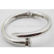 Unisex de acero inoxidable joyas de plata tornillo clavo brazalete pulsera con cristales